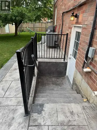 33 DECOURCY-IRELAND CIRCLE | 33 DECOURCY-IRELAND CIRCLE, Ajax | 2898430