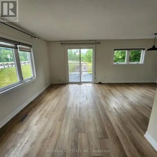 UPPER - 526 GUELPH STREET | UPPER - 526 GUELPH STREET, Halton Hills | 2898503