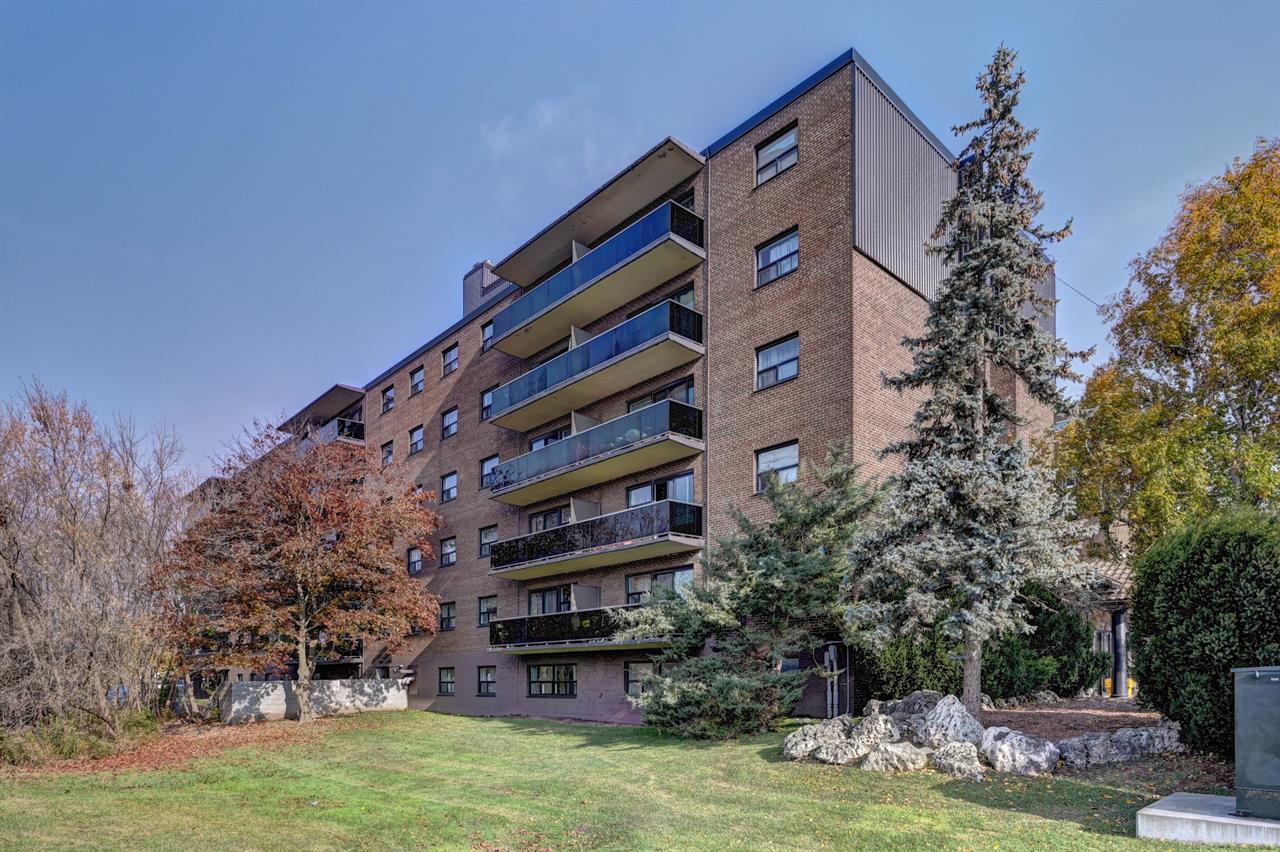 85 & 89 Willow Road Apartments | 2900101