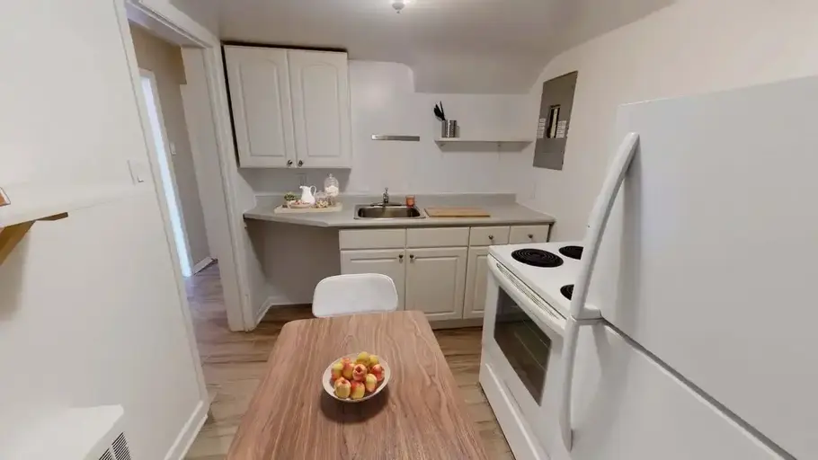 217 Laurier | 217 Laurier Avenue, Ottawa | 2900192