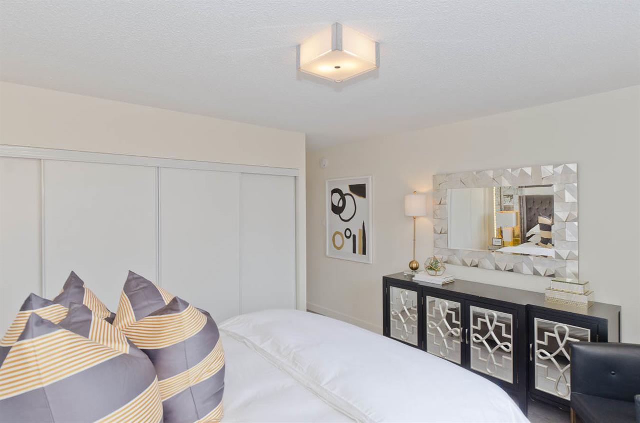 Chateau Apartments | 2900206
