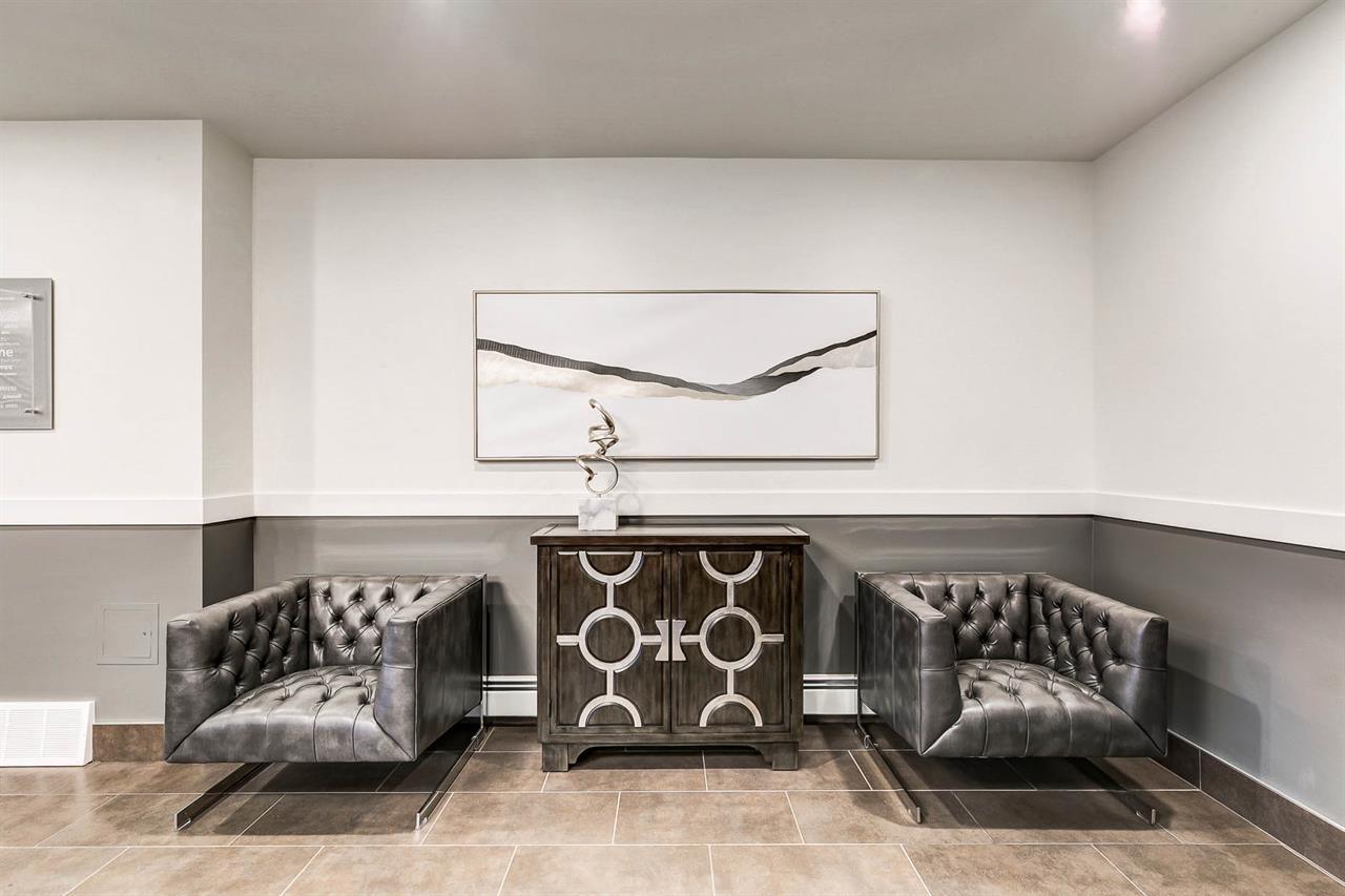 Deville Apartments | 2900318