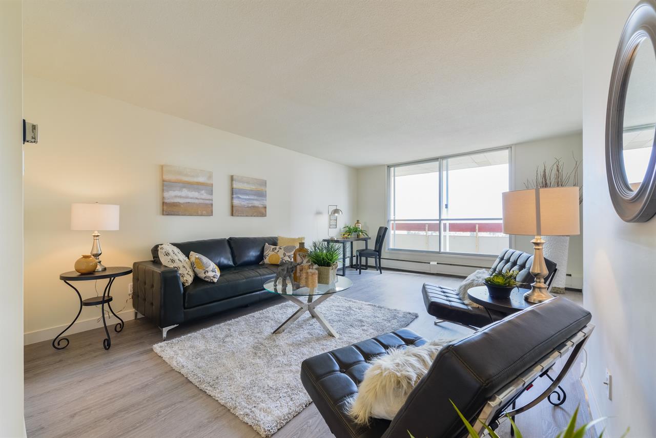 Whitehall Square | 2900323