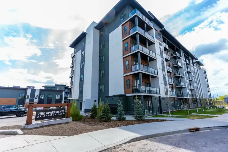 Vibe Apartments at Arbour Lake | 90 Arbour Lake Hill NW, Calgary | 2900331