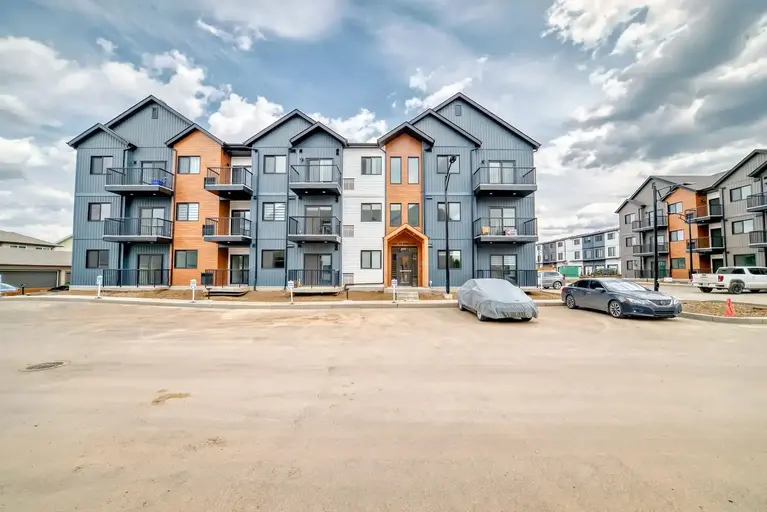 9219 228 Street NW - 107 Edmonton AB | 9219 228 Street NW - 107, Edmonton | 2900371