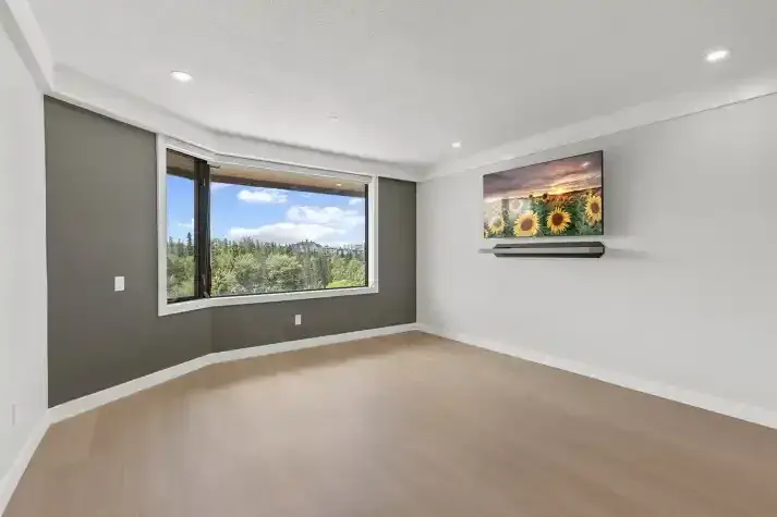 Utilities Included! Penthouse Suites! | 4311 49 Avenue, Red Deer | 2900400