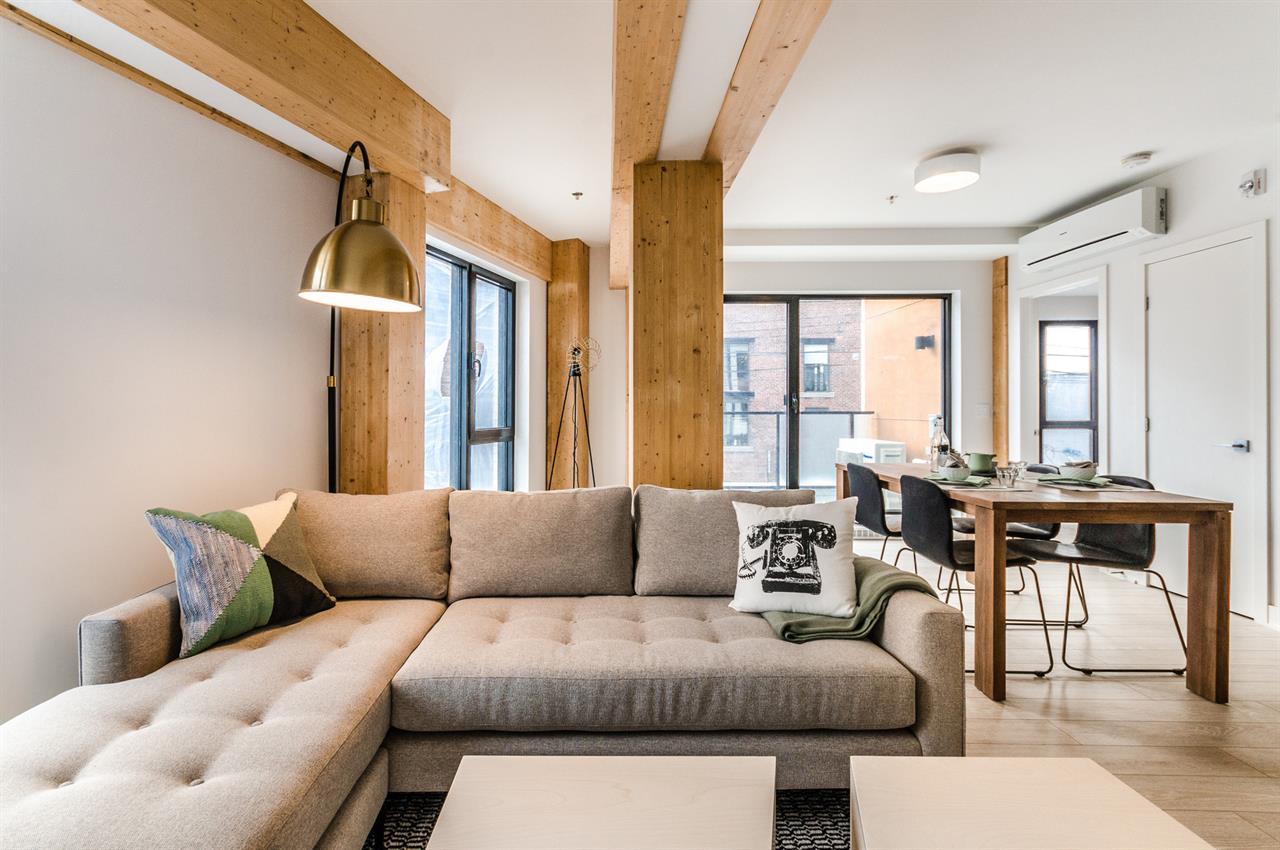 2 Bedrooms - 305 Rue De La Montagne, Montréal | 2900512