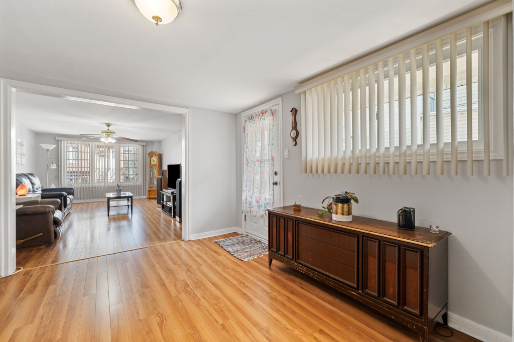Maison à Louer 2 Chambres - Hull | 2900563