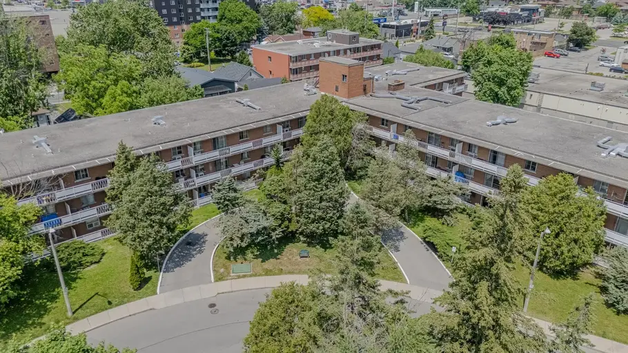 16 Champlain Avenue | 16 Champlain Avenue, Hamilton | 2900765