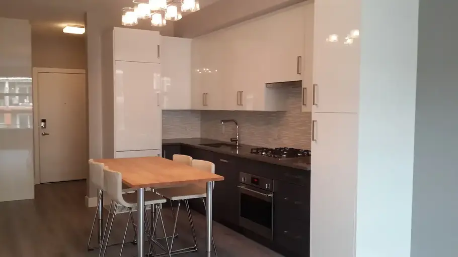Modern 2 bedroom condo | 515 4 Ave NE, Calgary | 2900849