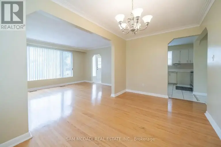 UPPER - 544 SANDMERE PLACE | UPPER - 544 SANDMERE PLACE, Oakville | 2909712