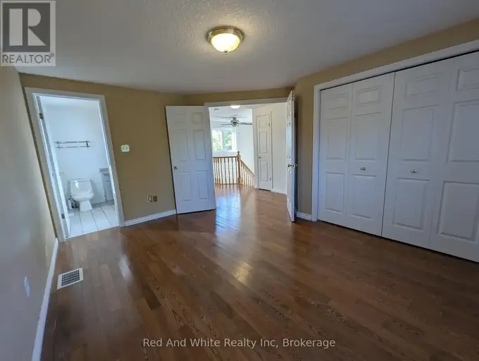 129 DOYLE DRIVE | 129 DOYLE Drive, Guelph | 2901145