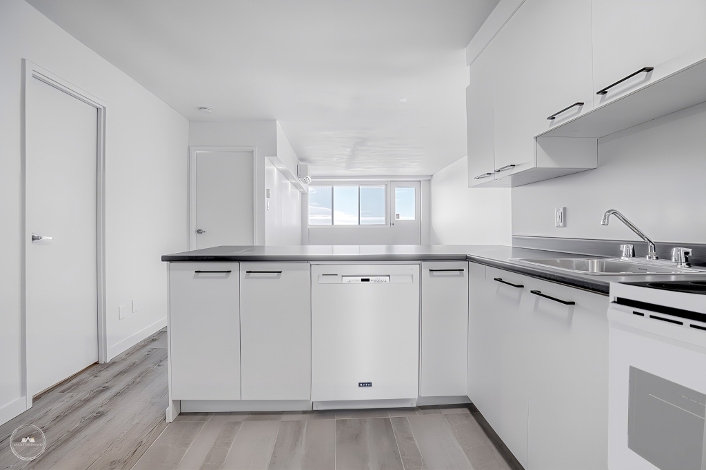 Studio 2 1/2- Altitude H | 2903111