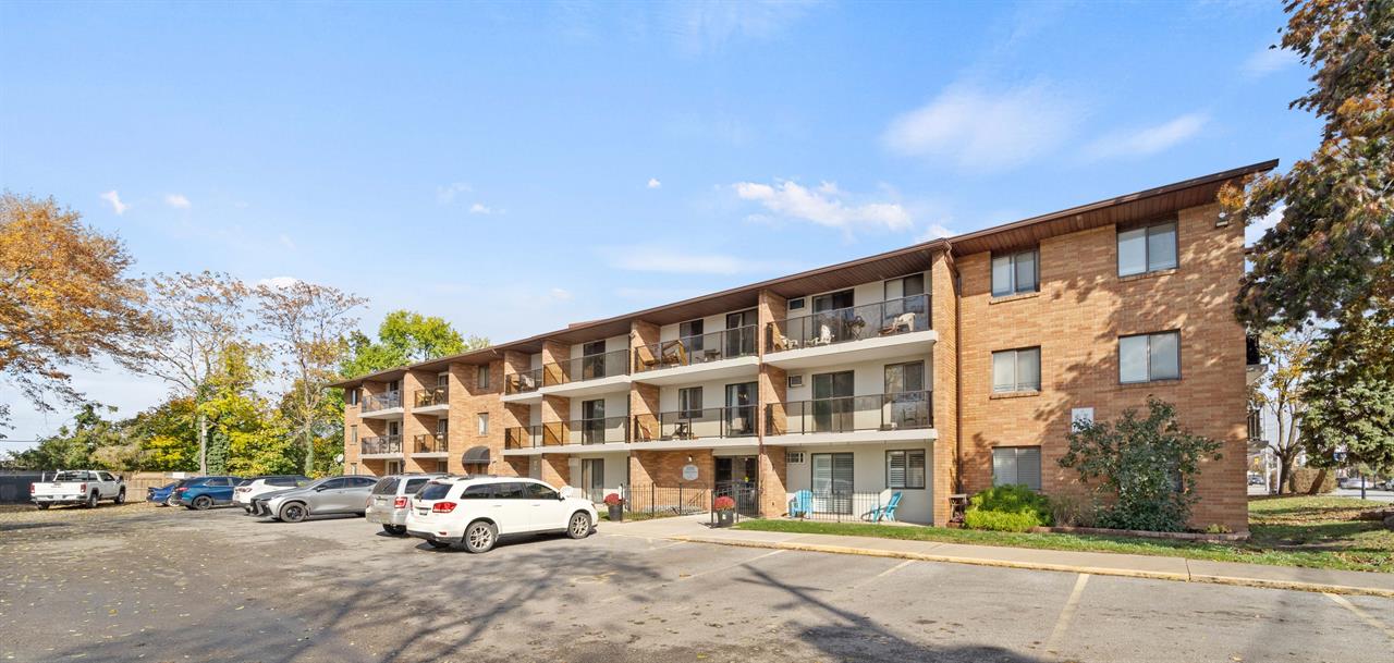 Historic Town Apartments | 2903172