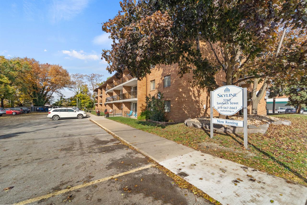 Historic Town Apartments | 2903172