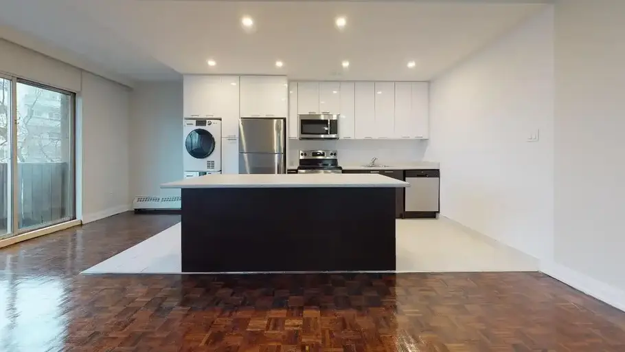 765 Browns Line | 765 Browns Line, Etobicoke | 2903265