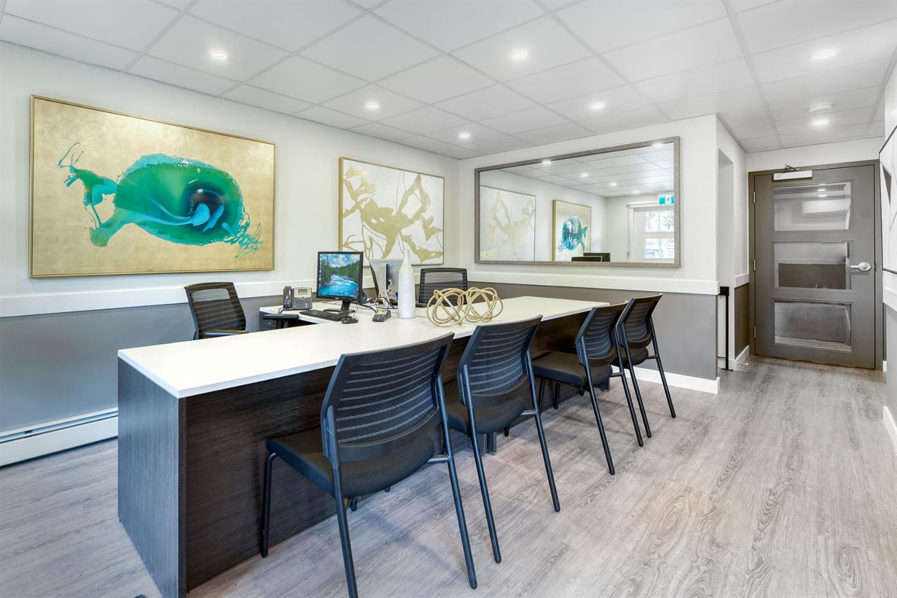 Lakeview Apartments | 2903287