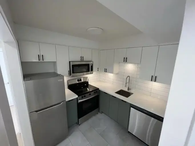 989 West 20th Avenue | 989 West 20th Avenue, Vancouver | 2903377
