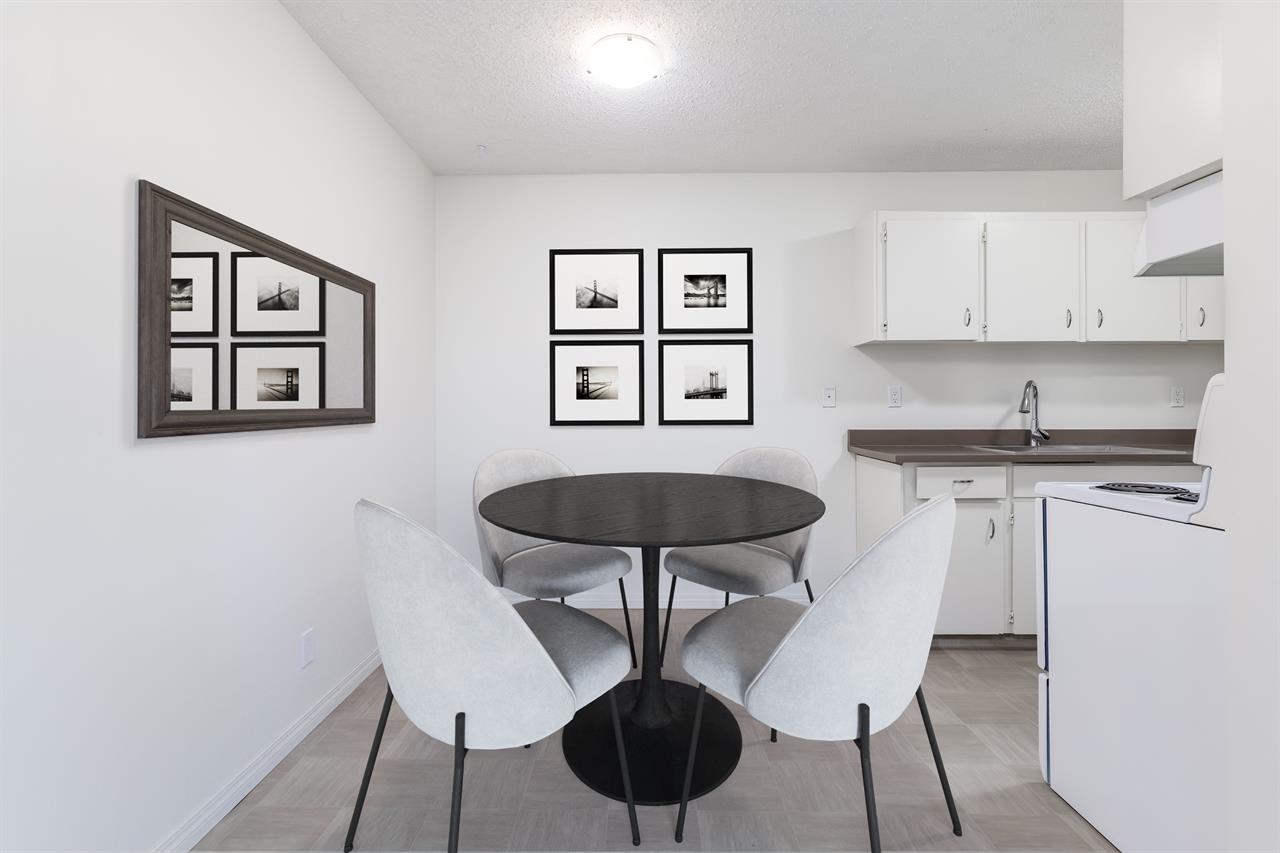 West Edmonton Court | 2903395