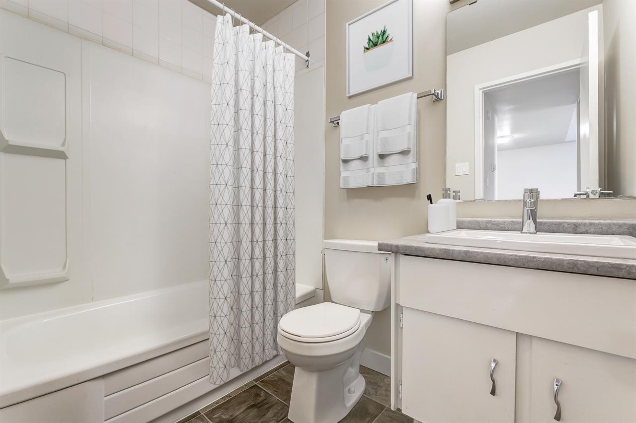 Briarwynd Court | 2903413