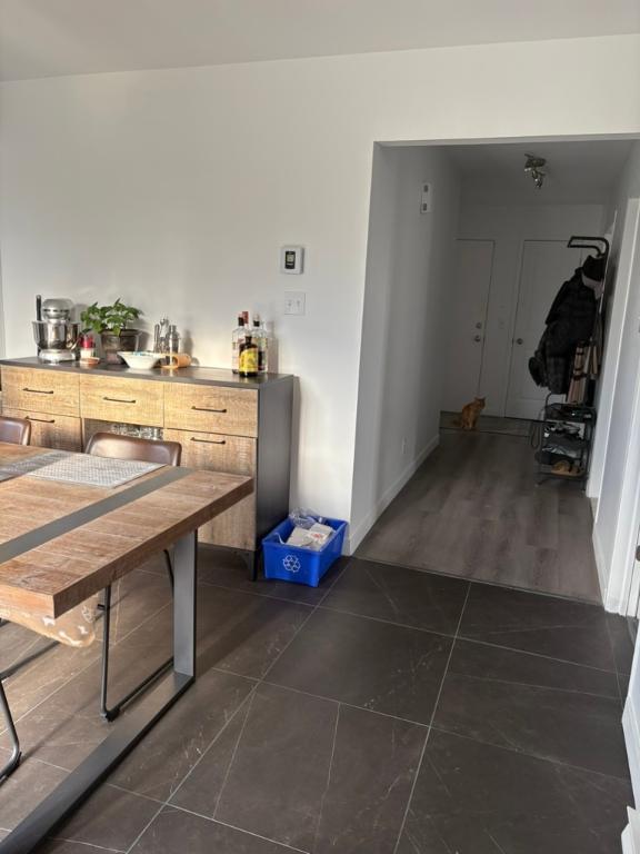 Grand logement 5 1/2 à louer, Chambly | 2903557