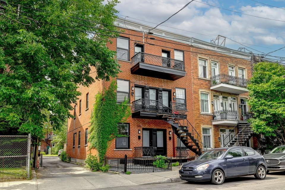 ✨4 1/2 totalement rénové et idéalement situé sur le Plateau-Mont-Royal! | 2903558