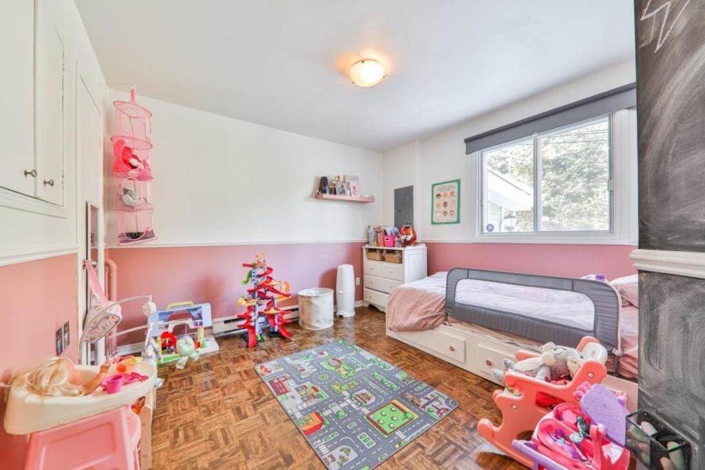 Appartement à louer très grand 5½ - Saint-Sauveur | 2903559