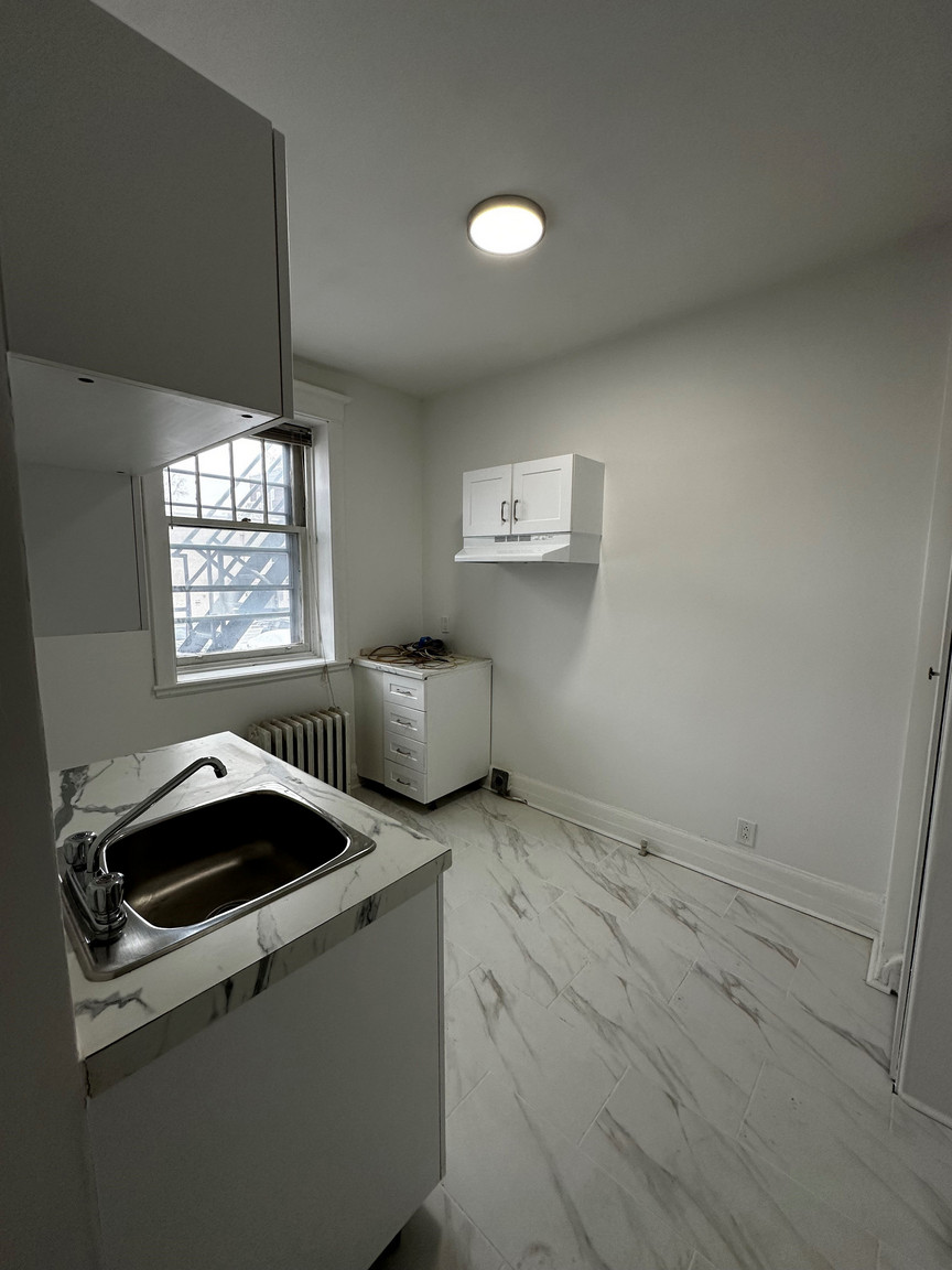 11 - 2144 Boulevard Décarie, Montréal | 2903657