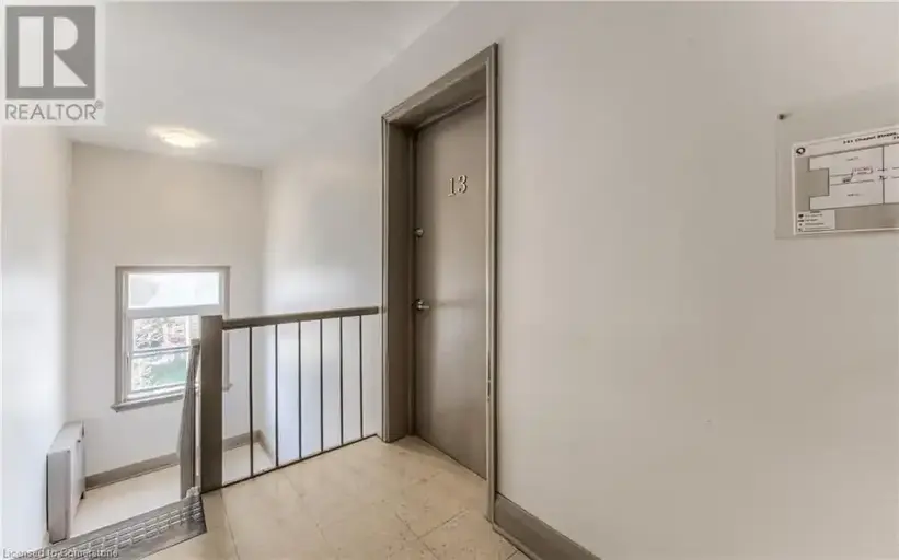 141 CHAPEL Street Unit# 13 | 141 CHAPEL Street Unit# 13, Kitchener | 2909816