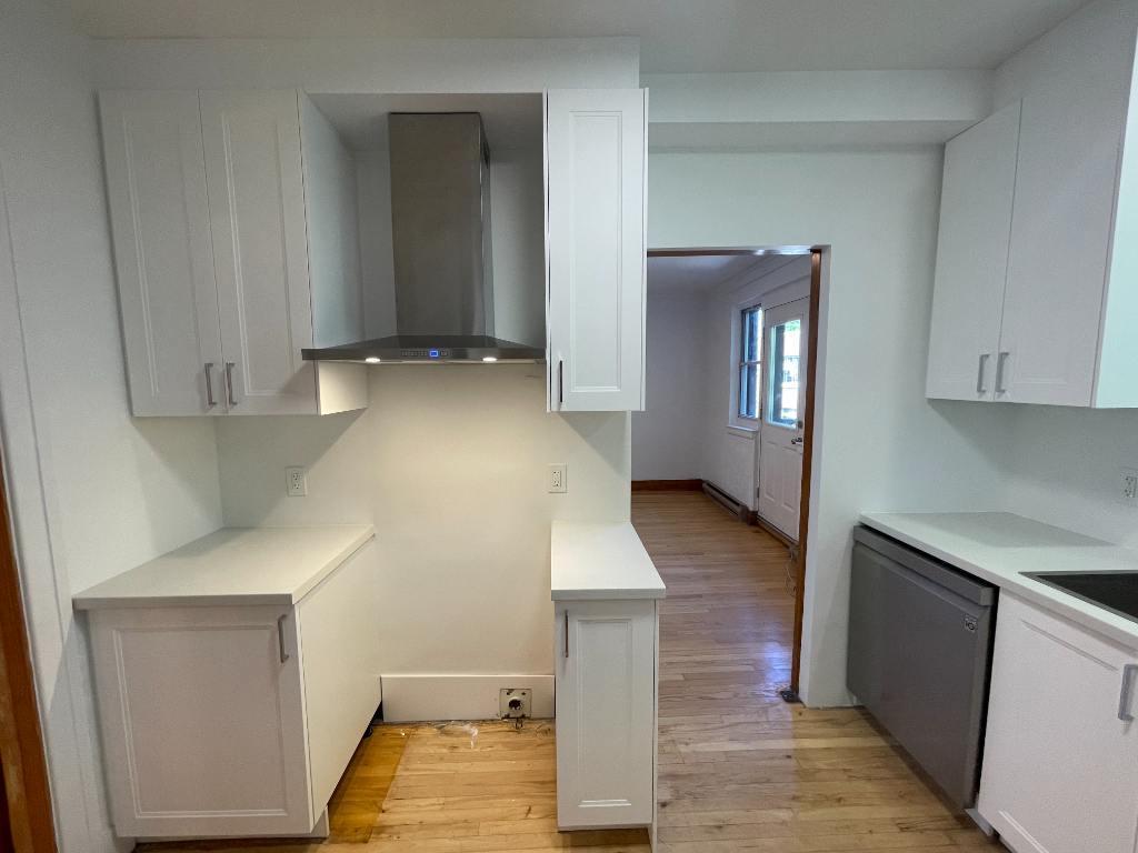 Appartement rénové haut de gamme à Ville Mont-Royal | 2903981