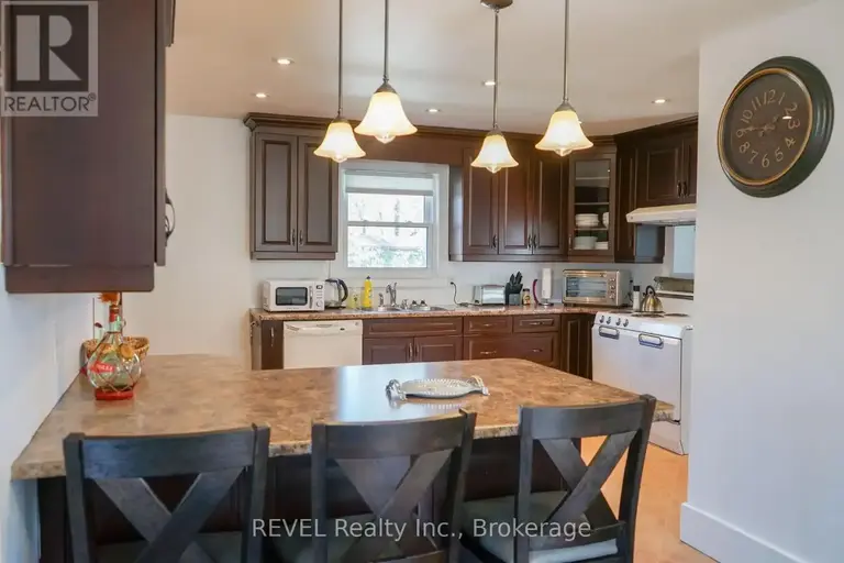 4046 MAIN STREET | 4046 MAIN STREET, Niagara Falls | 2904089