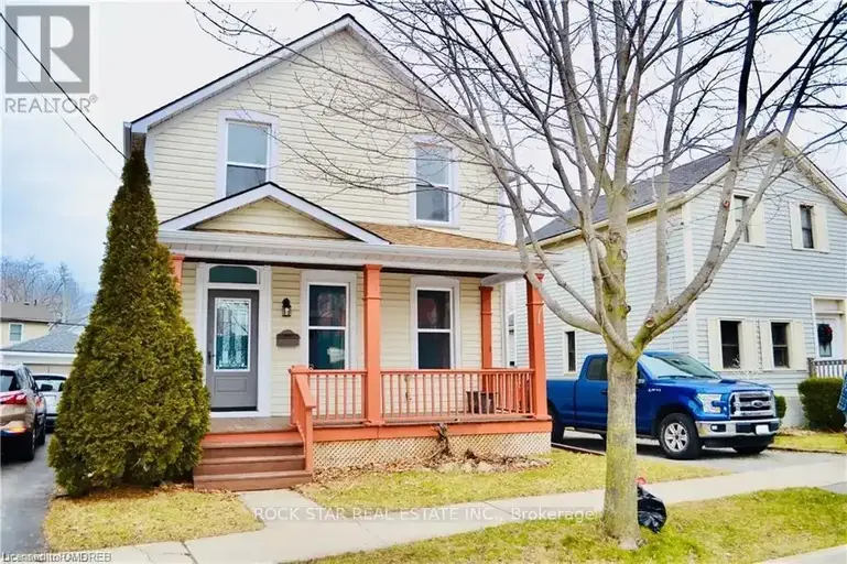 17 ELIZABETH STREET | 17 ELIZABETH STREET, St. Catharines | 2904125