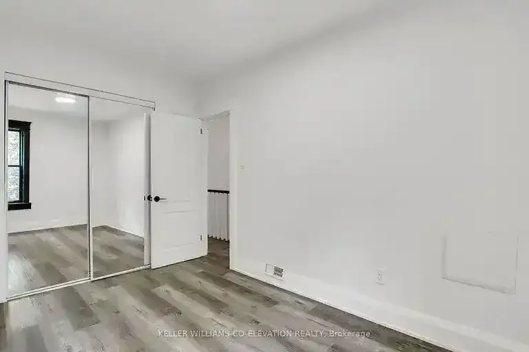 8 Ravina Crescent #UPPER | 8 Ravina Crescent, Toronto | 2904268
