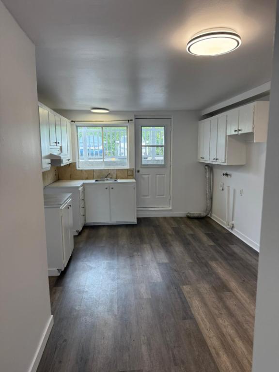 51/2 a Boisbriand dispo maintenant Juillet 2025 internet 2 stationnements, Loker, Thermopompe | 2906049
