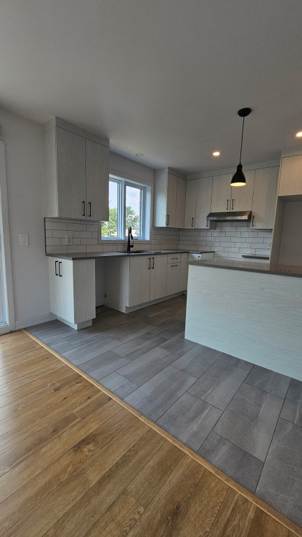 Nouveau Condo 3 1/2 à Louer Longueuil | 2906122