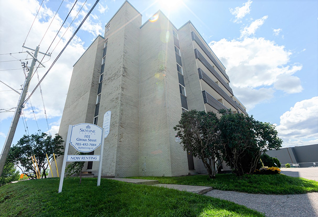 Bay Court | 2906173
