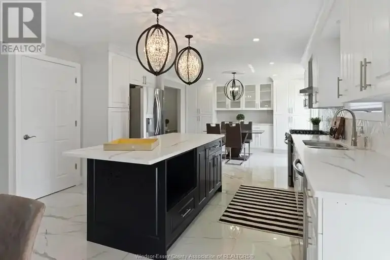 2039 ROXANNE | 2039 ROXANNE, Tecumseh | 2906259