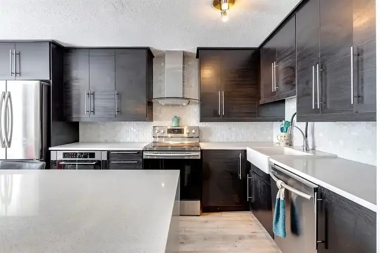 Luxury Downtown Condo | 204 - 1311 15 Avenue Southwest, Calgary | 2906366