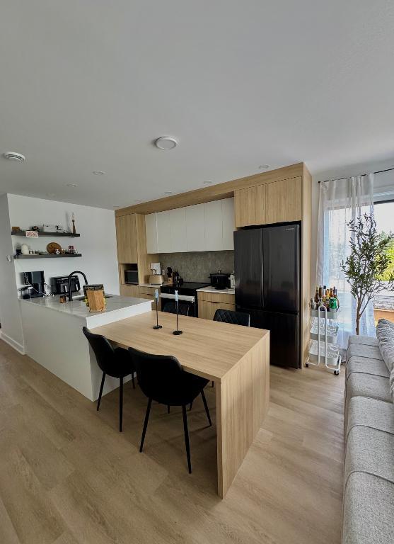 Logement 3 1/2 disponible en location | 2908121