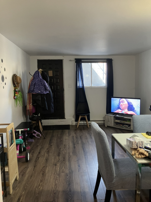 Grand 3 ½ Disponible Maintenant 1200$/mo | 2908164