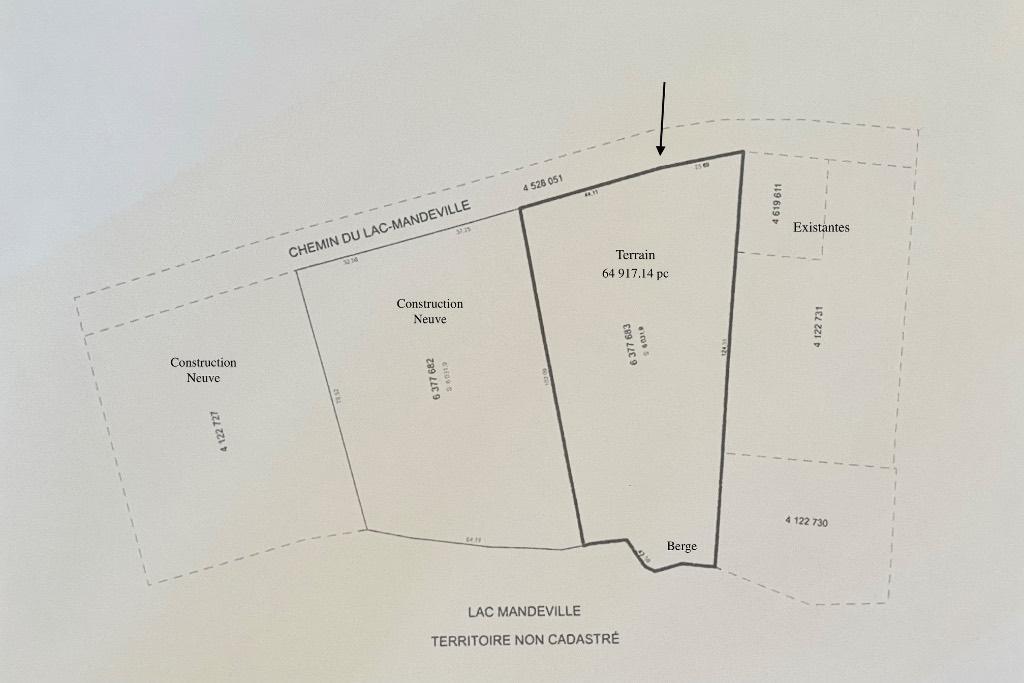 TERRAIN À VENDRE AU BORD DE L'EAU | LAC MANDEVILLE. | 2923329