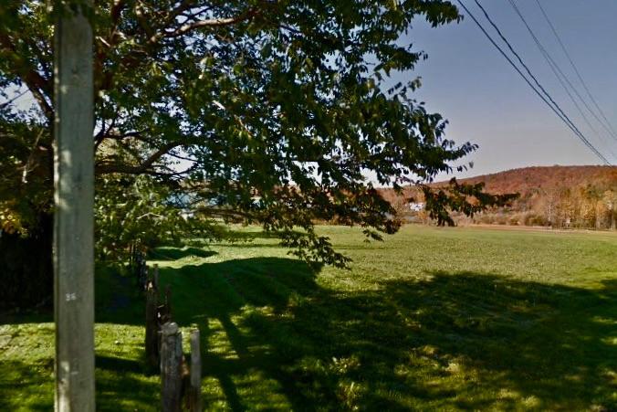 TERRAIN À VENDRE AU BORD DE L'EAU | LAC MANDEVILLE. | 2923329