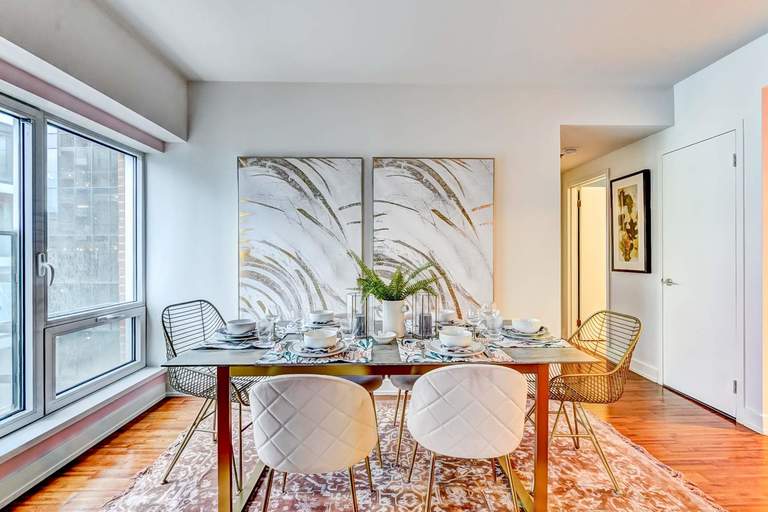 La Mosaïque | 345 Rue de la Gauchetière Ouest, Montreal | 2930351