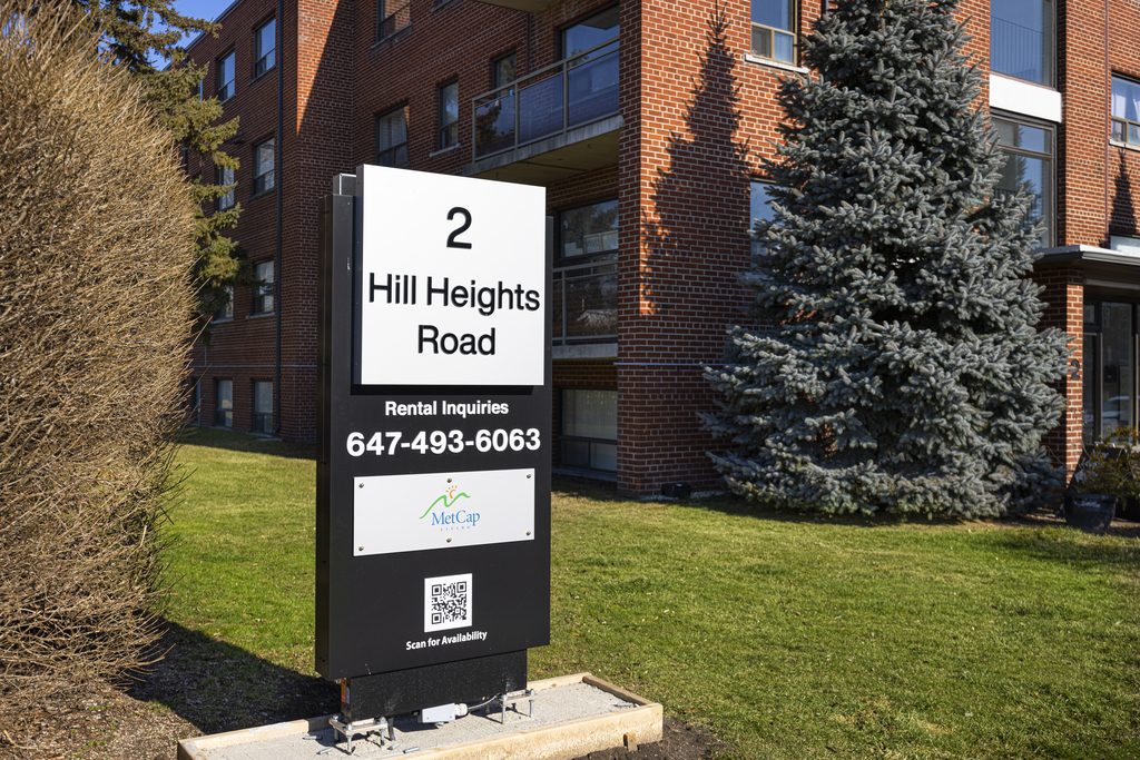Hill Heights Apartments | 2912507