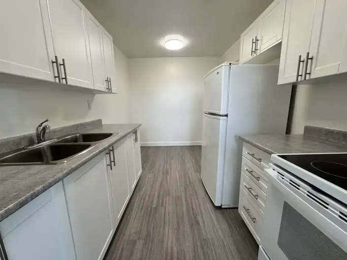 706- 200 London Road | 200 London Road, Chippewas Of Sarnia First Nati | 2912597