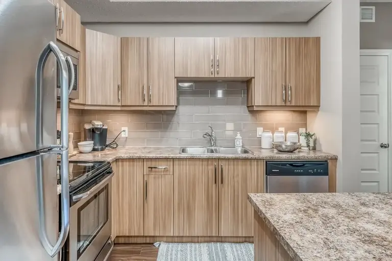 Edgewater | 8515 106A Ave NW, Edmonton | 2912807