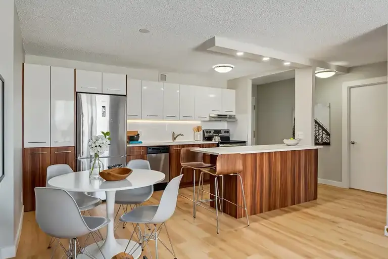 Premier Place | 1122 15th Ave SW, Calgary | 2912808