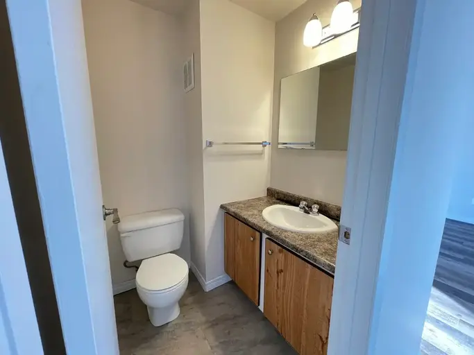 Cricket Court | 609a Cricket Court Northwest, Edmonton | 2931897