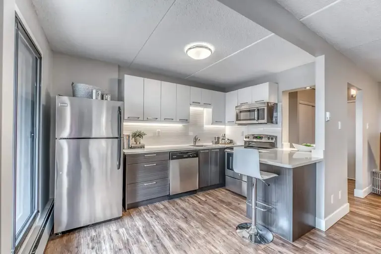 First on Tenth | 123 10th Ave SW, Calgary | 2912810