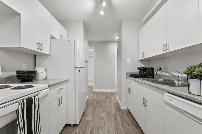 Fabrik | 424 Main St, Saskatoon | 2912832